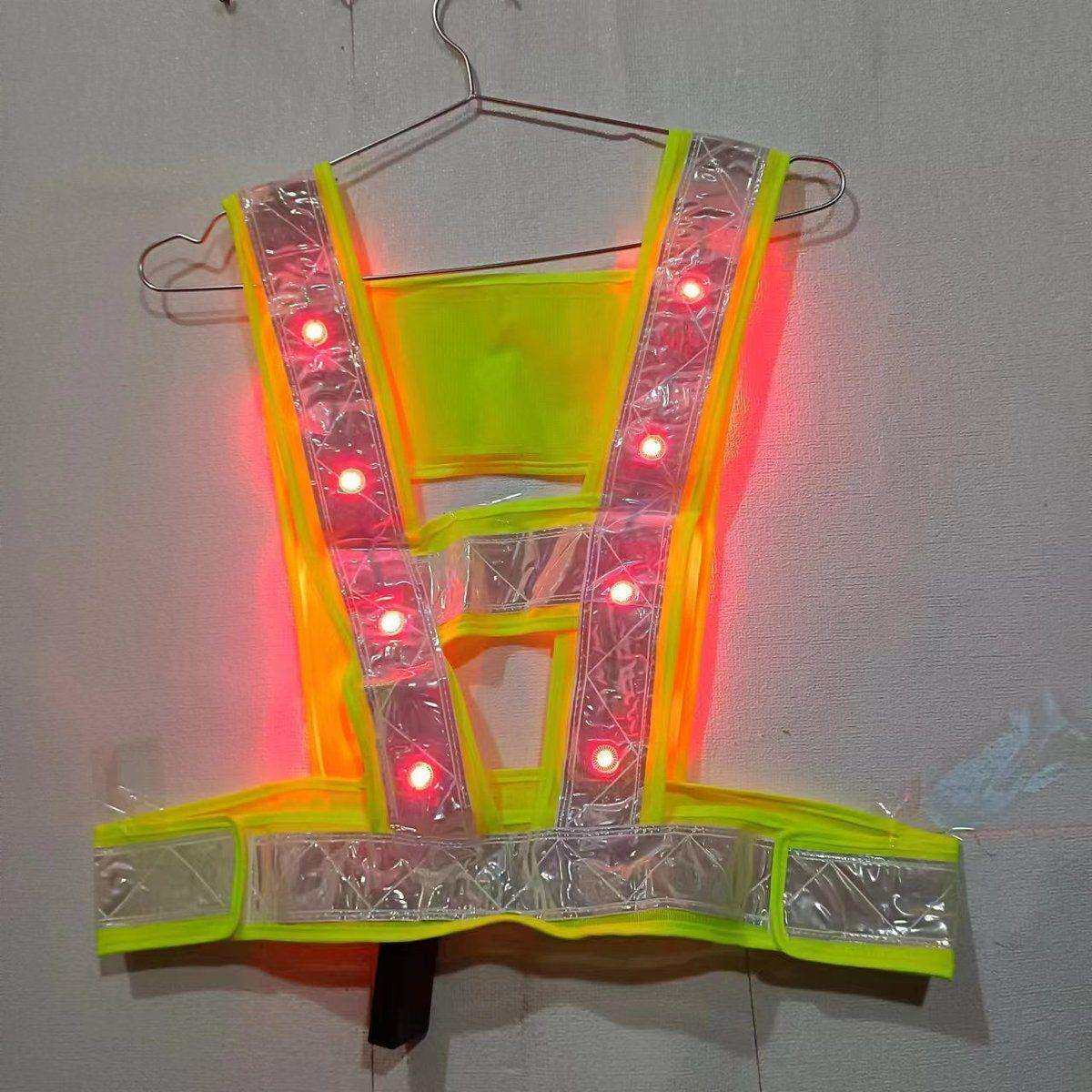 LED灯反光背心马甲爆闪施工安全服反光衣夜间骑行高速警示反光服