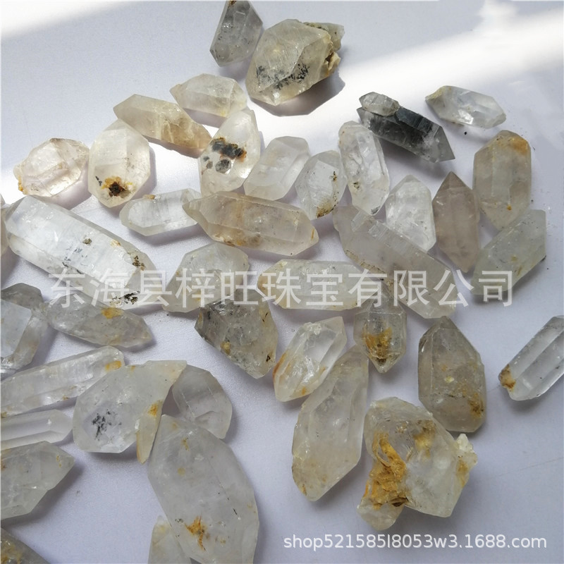天然赫尔基蒙白水晶大颗粒原石