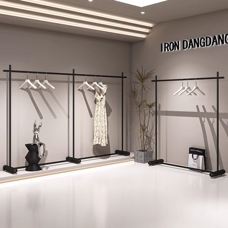 2026服装店黑色铁艺展示架网红挂衣架专用架现代简约落地式衣架子