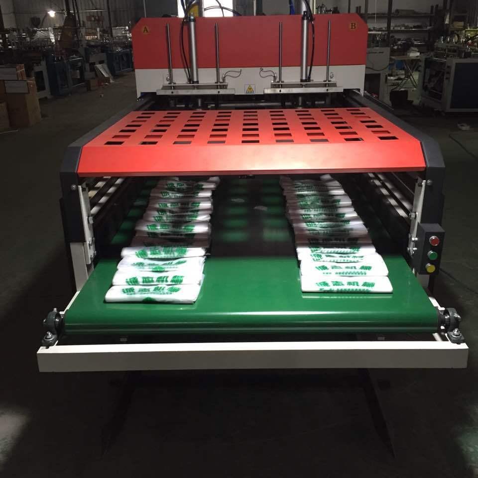 大量供应 WT-400X2一出二全自动马夹袋制袋机 背心袋双伺服制袋机