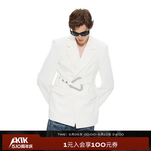 AKTK 【周柯宇 同款】三角牌垫肩白色西装男女同款慵懒风