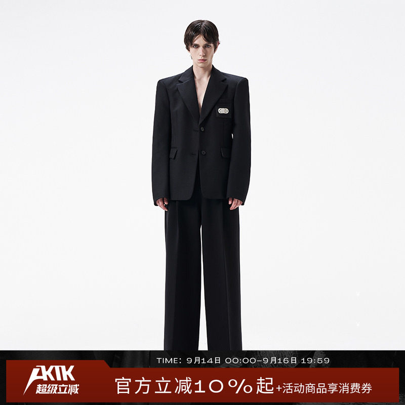 AKTK/ANNK 2022春夏新款 小众设计 金属皮牌宽松西装图片
