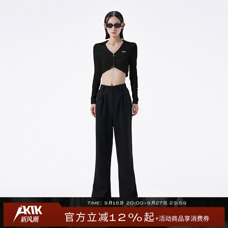 AKTK/ANNK 2022春夏新款 小众设计 V领拉链长袖短款上衣图片