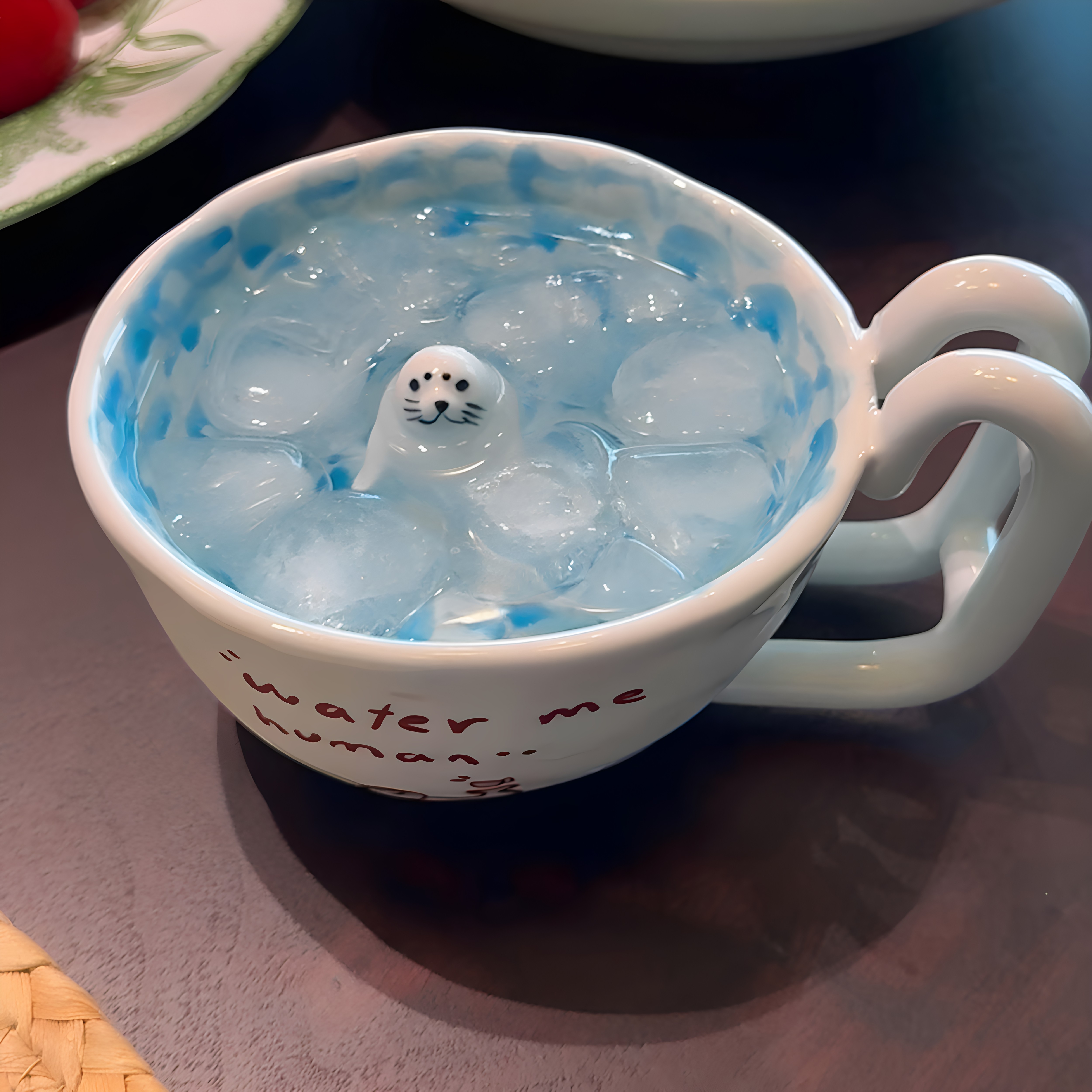 卡通可爱游泳海豹咖啡杯手工制作