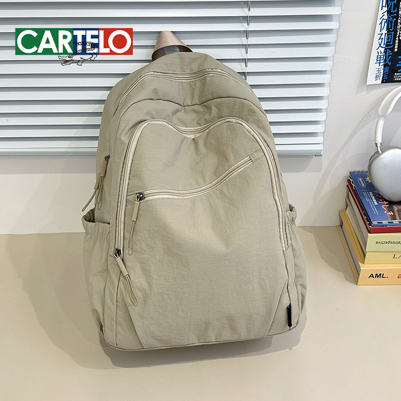 爆款原创双肩包时尚防水大容量 大学生户外休闲书包学生背包流行