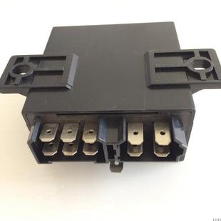 极速北奔重卡配h件北方奔驰电子闪光器10插闪光器雨刮间歇继电器