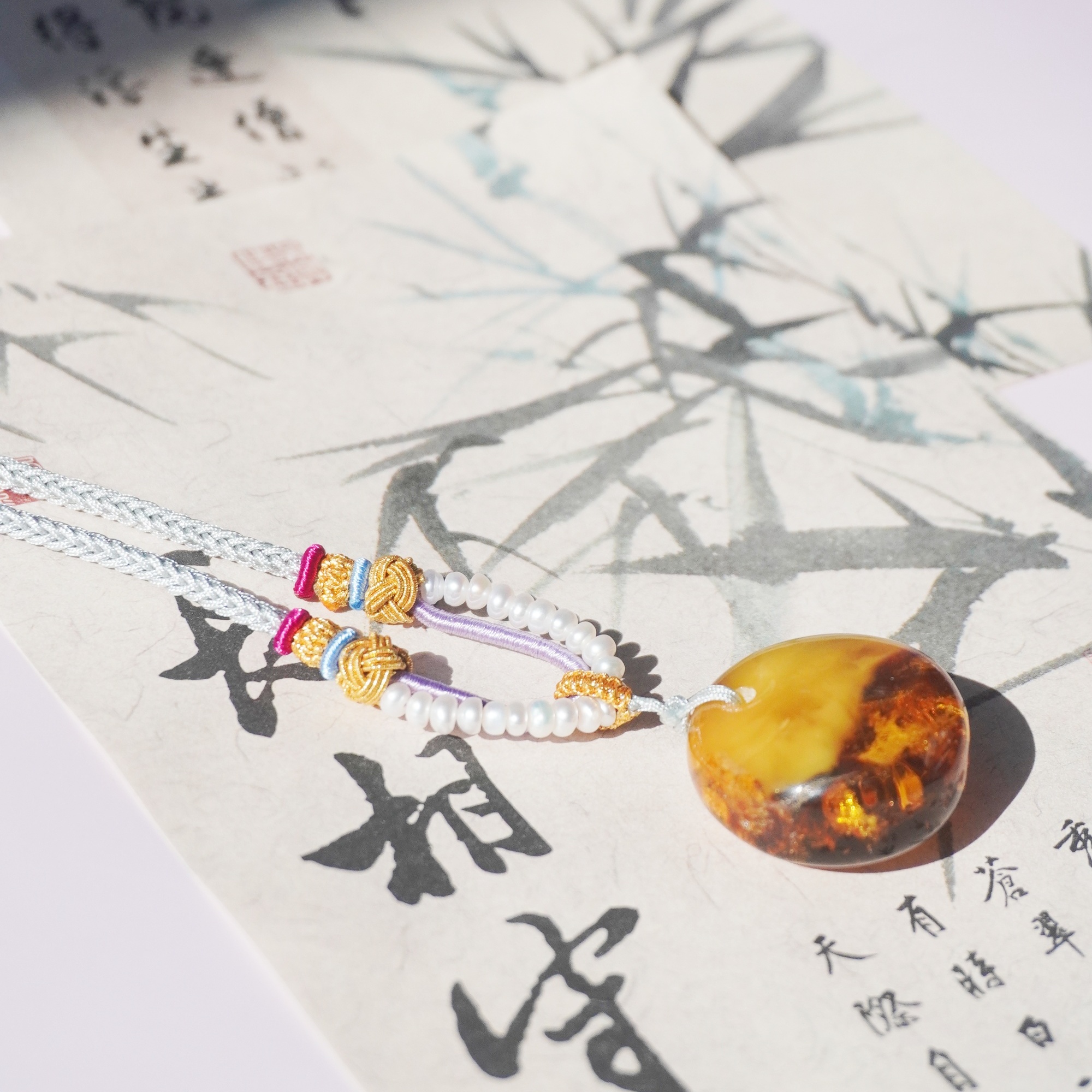琥珀蜜蜡花珀平安扣吊坠毛文艺复古挂件卡30*18/10.35g/NO.1253