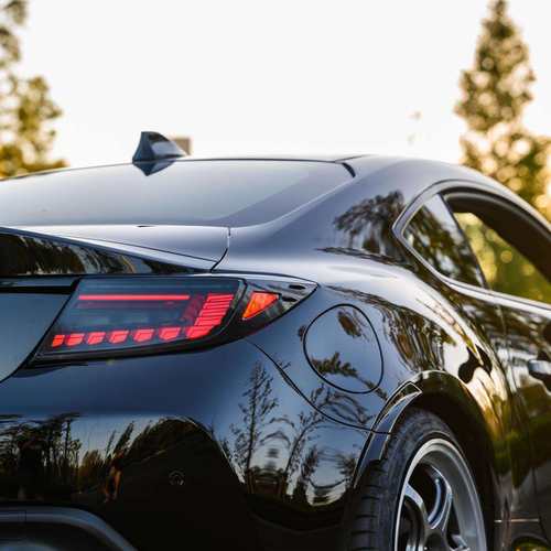 适用于丰田GR86斯巴鲁BRZ尾灯总成转向灯刹车灯LED改装龙鳞款