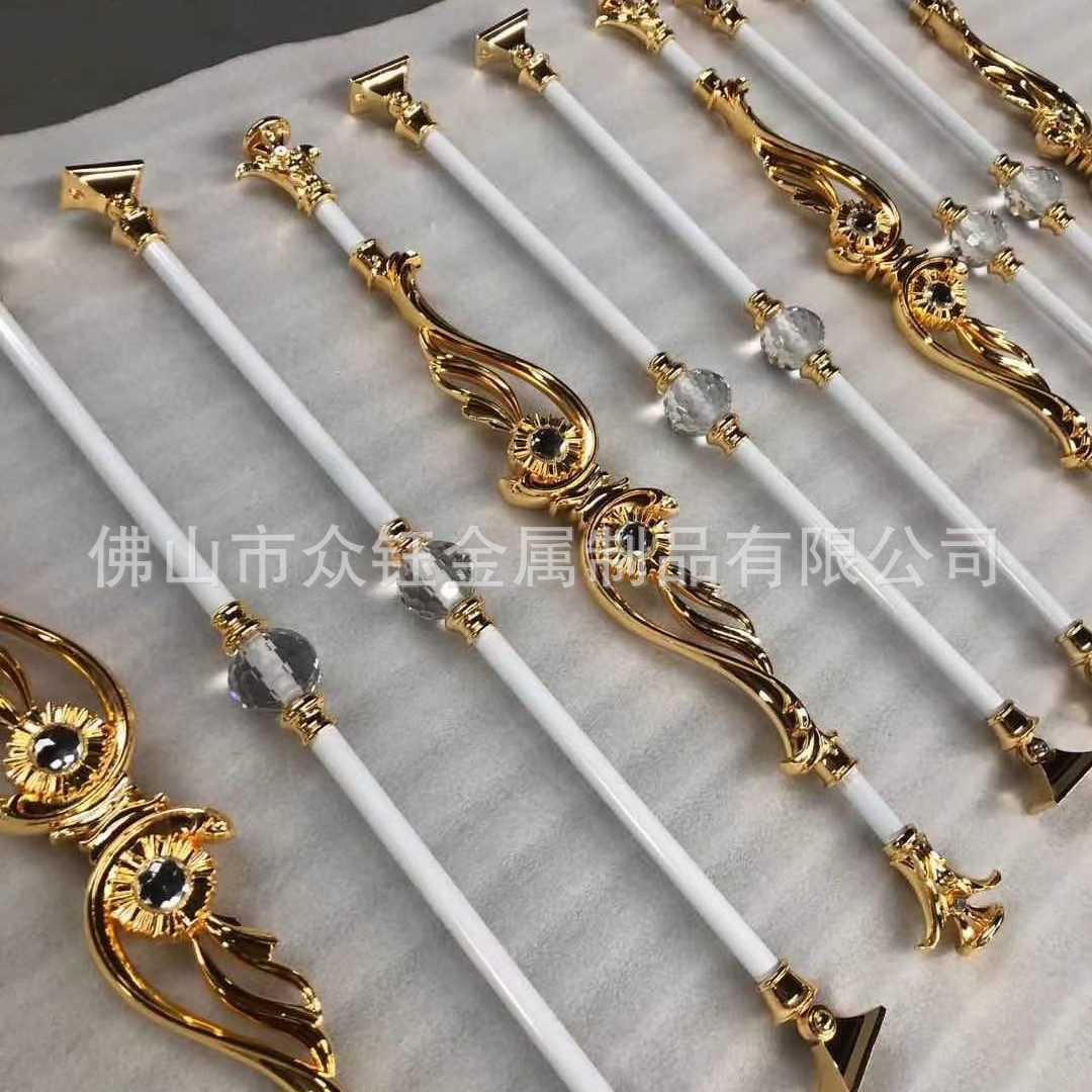 现代简约别墅家装铝艺楼梯立柱单支组装轻奢楼梯扶手现货