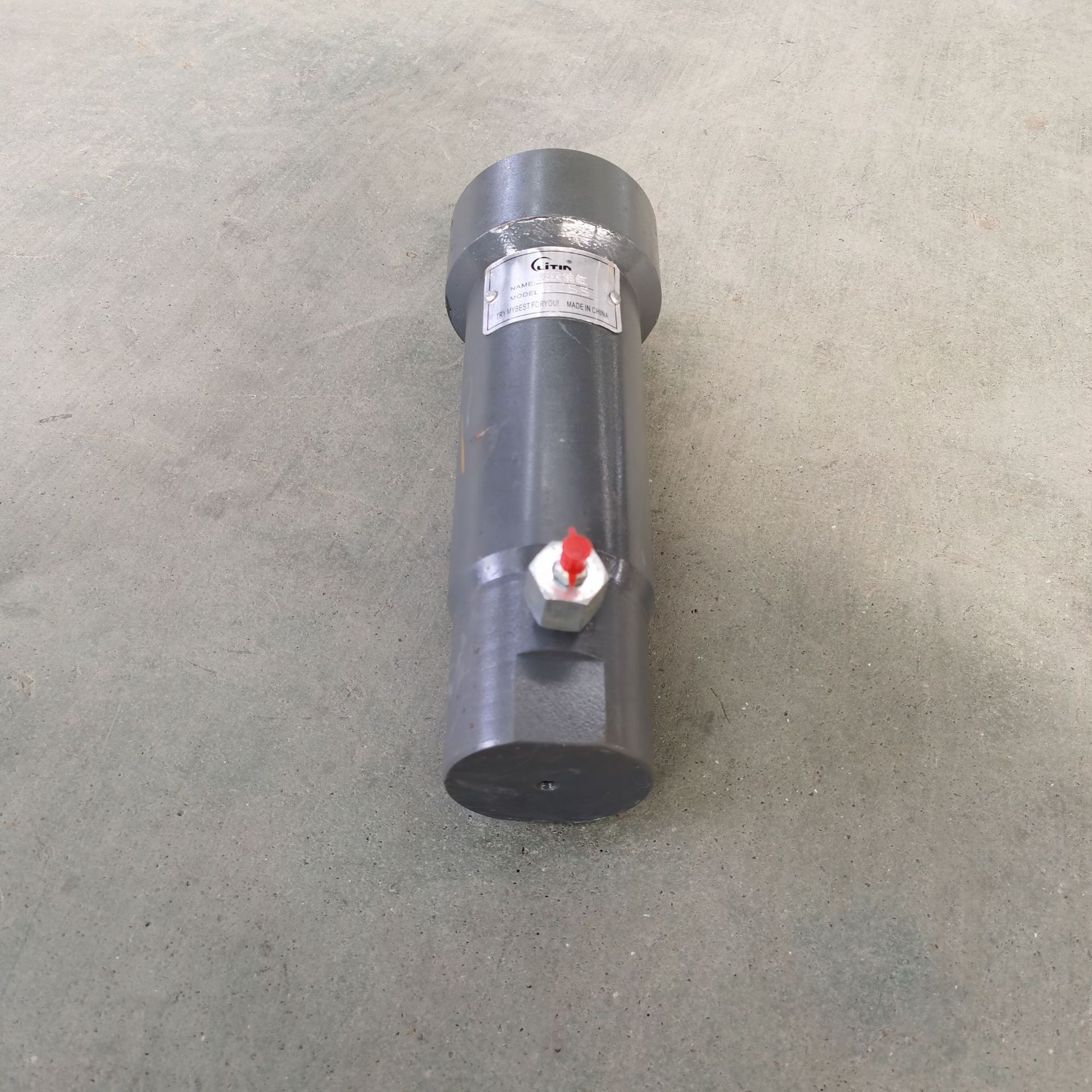 力天机械挖机配件涨紧油缸油缸EC55