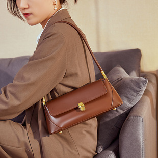 小眾法棍包女2025新款 單肩包真皮女包 法式 真皮網(wǎng)紅腋下包夏季