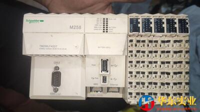 施耐德PLC  M258 TM258LF42DR