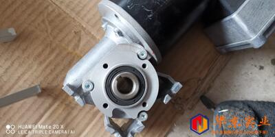 lenze电机D-31855SSN31-1UHAR-056