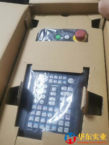 YRC1000示教器