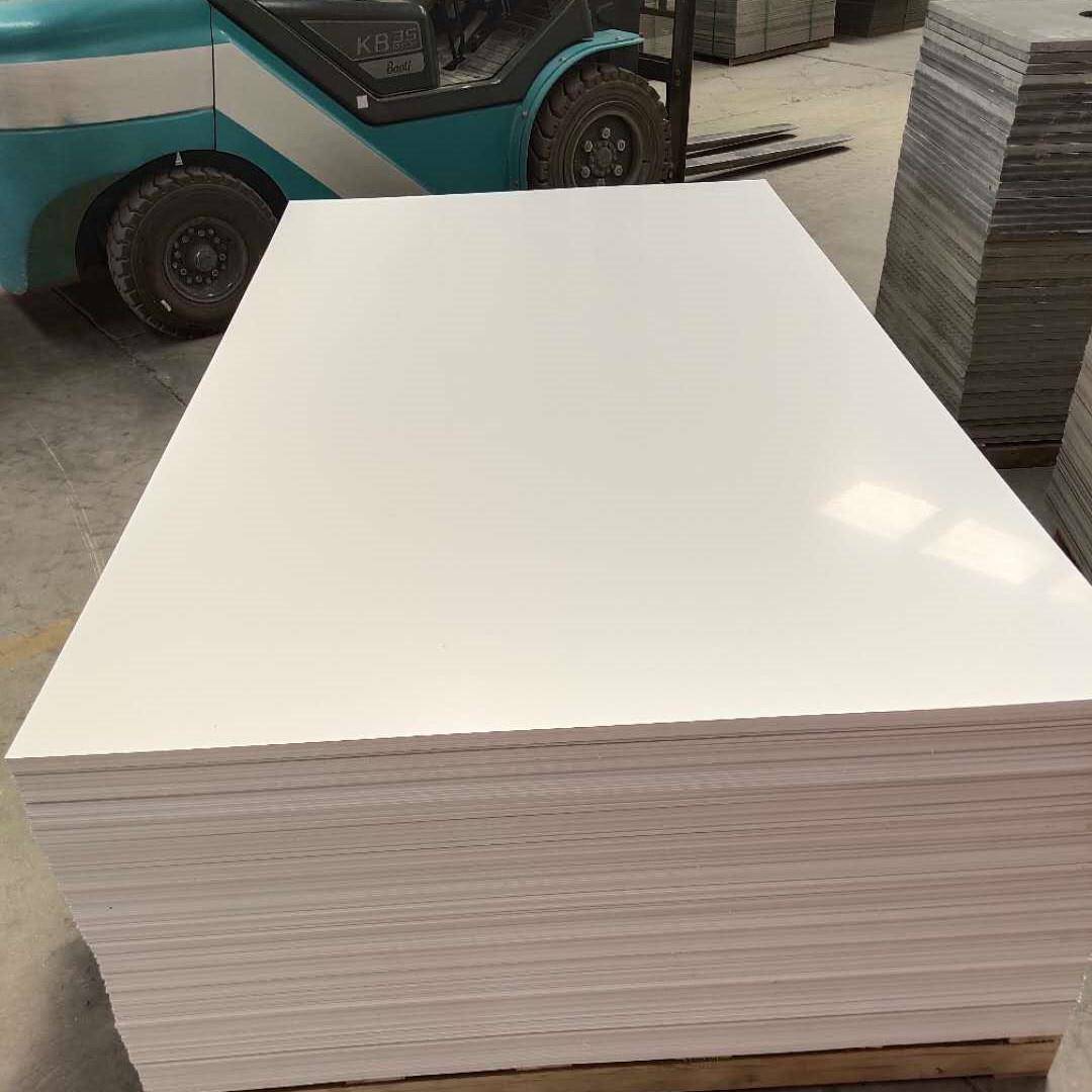 工厂供应出口级风管用白色pvc硬板防腐易焊接耐腐蚀