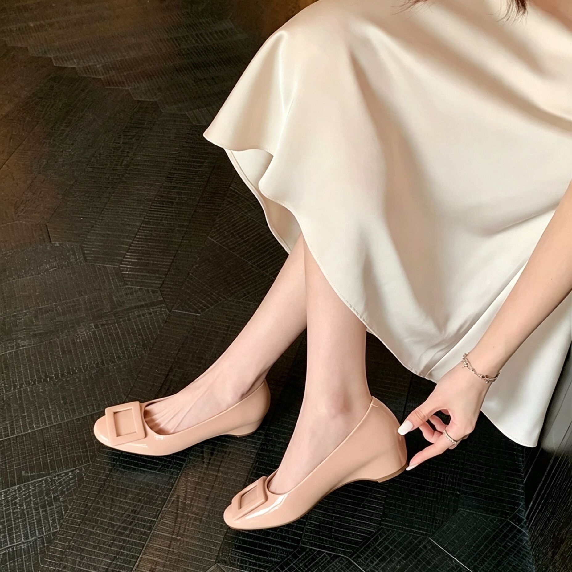 巨好看舒适通勤女鞋方扣鞋~4.5cm内增高方扣浅口单鞋女ol通勤鞋