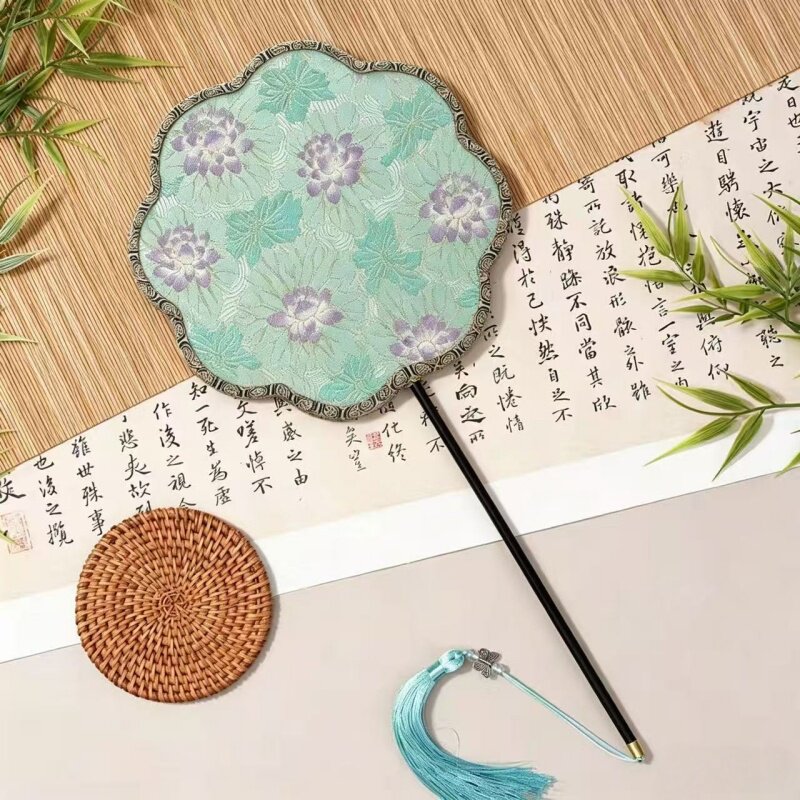 夏日荷花刺绣团扇宋锦舞蹈团扇