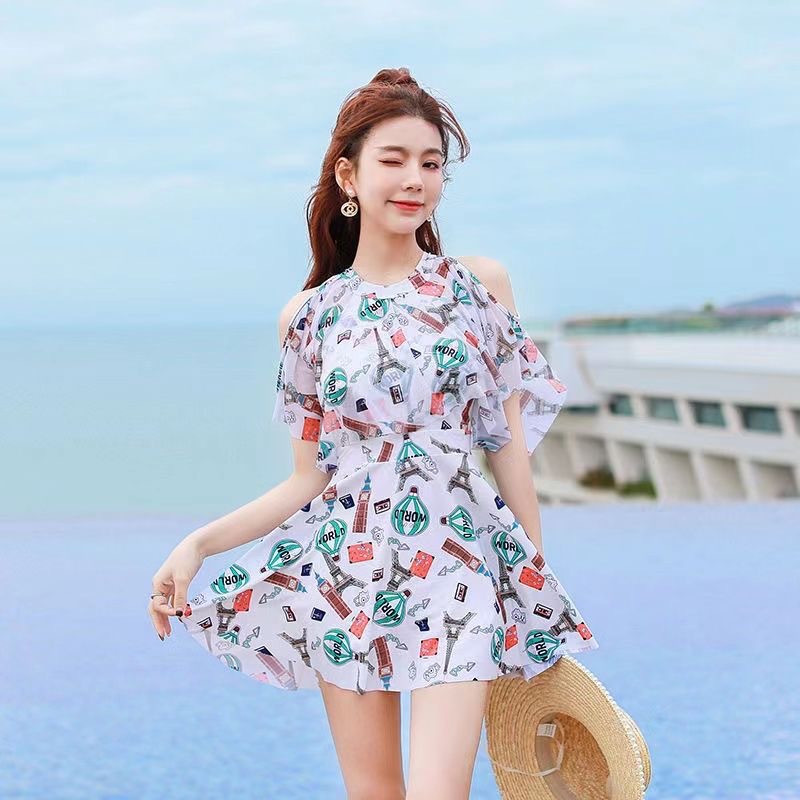 2025新款泳衣女夏连体保守时尚小胸遮肚显瘦温泉海边仙气女士泳装