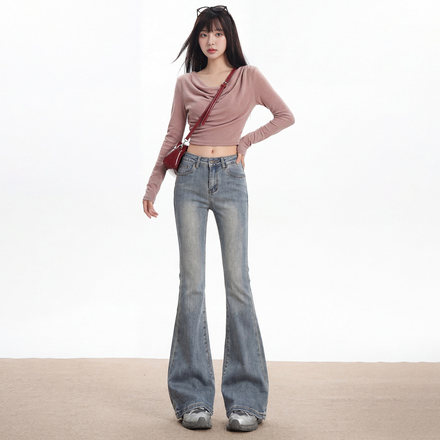 2026年春季美式修身显腿长拖地裤马蹄裤子通勤怀旧蓝微喇牛仔裤女,女装/女士精品,牛仔裤,淘宝优惠券,粉丝福利购,淘宝优惠卷