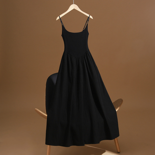 法式黑色高级感气质裙收腰显瘦吊带连衣裙女裙夏季度假风A字长裙
