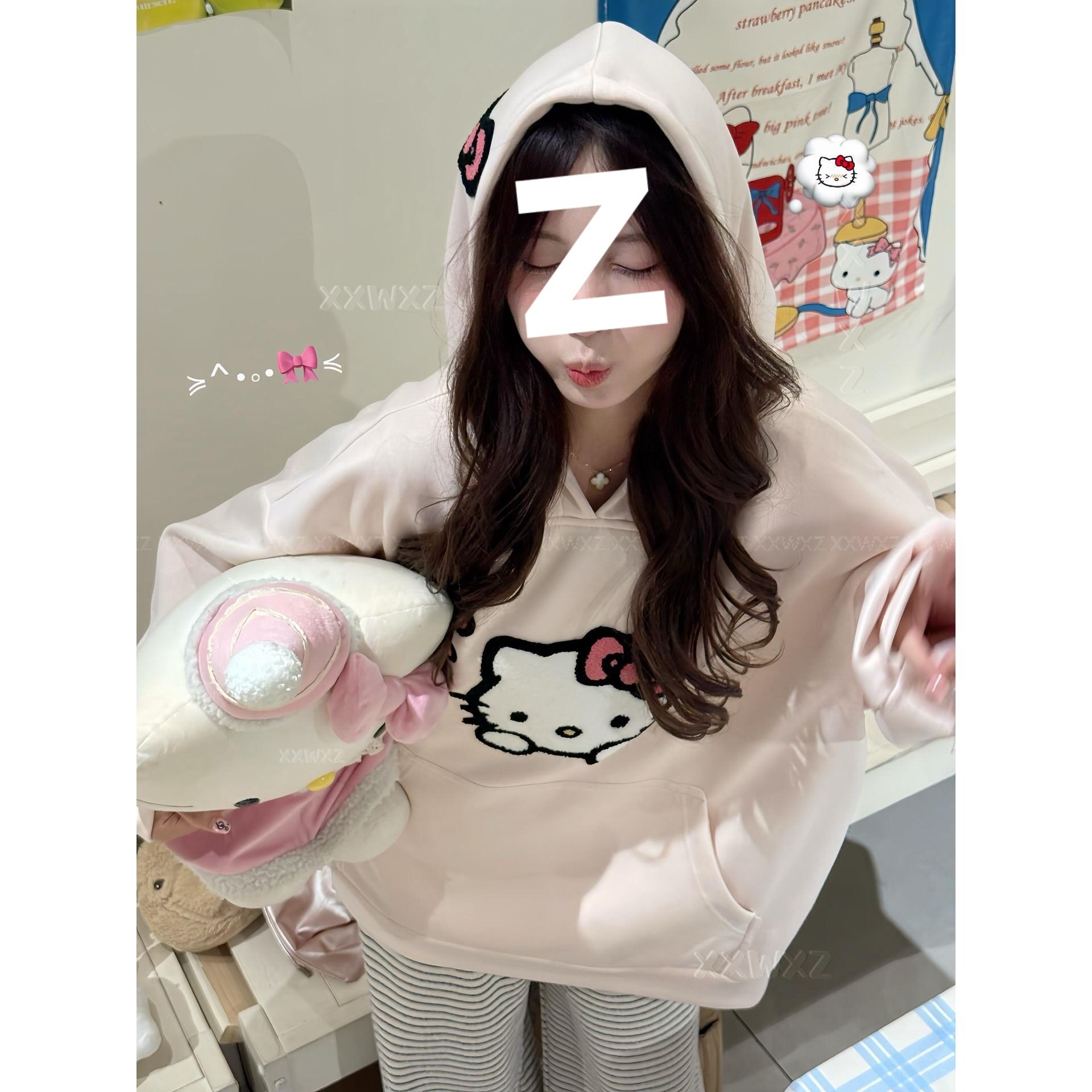 可爱少女刺绣粉色连帽卫