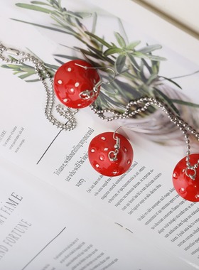 红色仿真蘑菇耳坠+项链