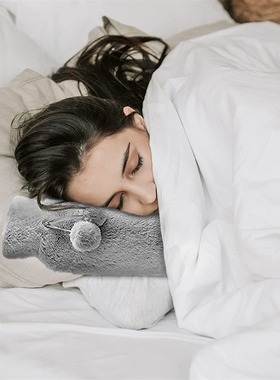 Belt protector hot compress hand warmer water bag shoulder a