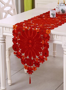 Selling Christmas embroidered polyester tablecloths lace tab