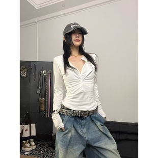 显瘦长袖 辣妹风亨利领修身 T恤设计感排扣打底上衣女 美式 15GET