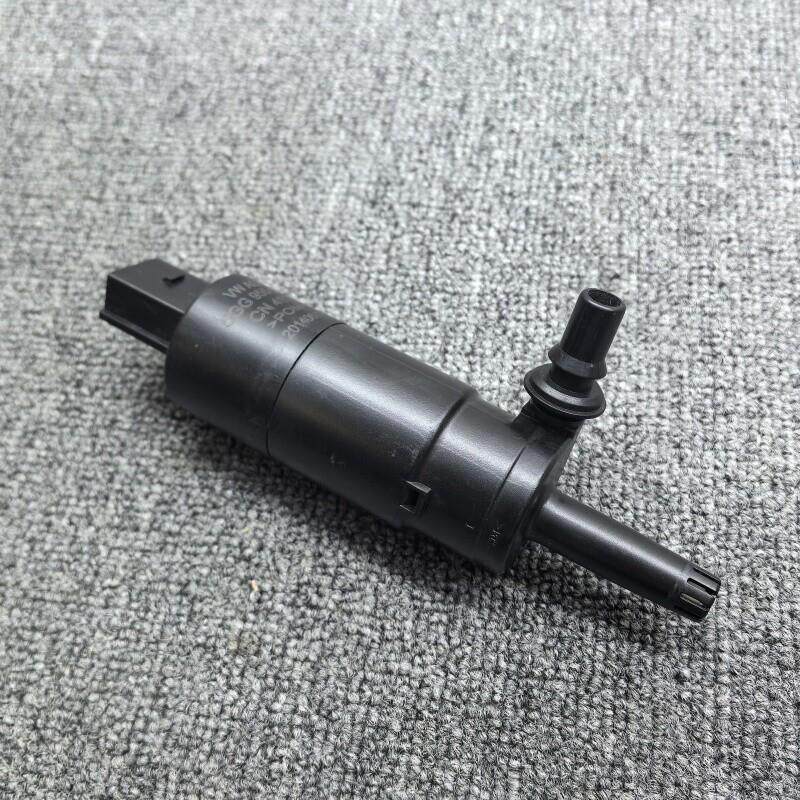 适用奥迪福斯途昂探岳新速派新速腾迈腾B8Touareg客厅灯喷水清洗