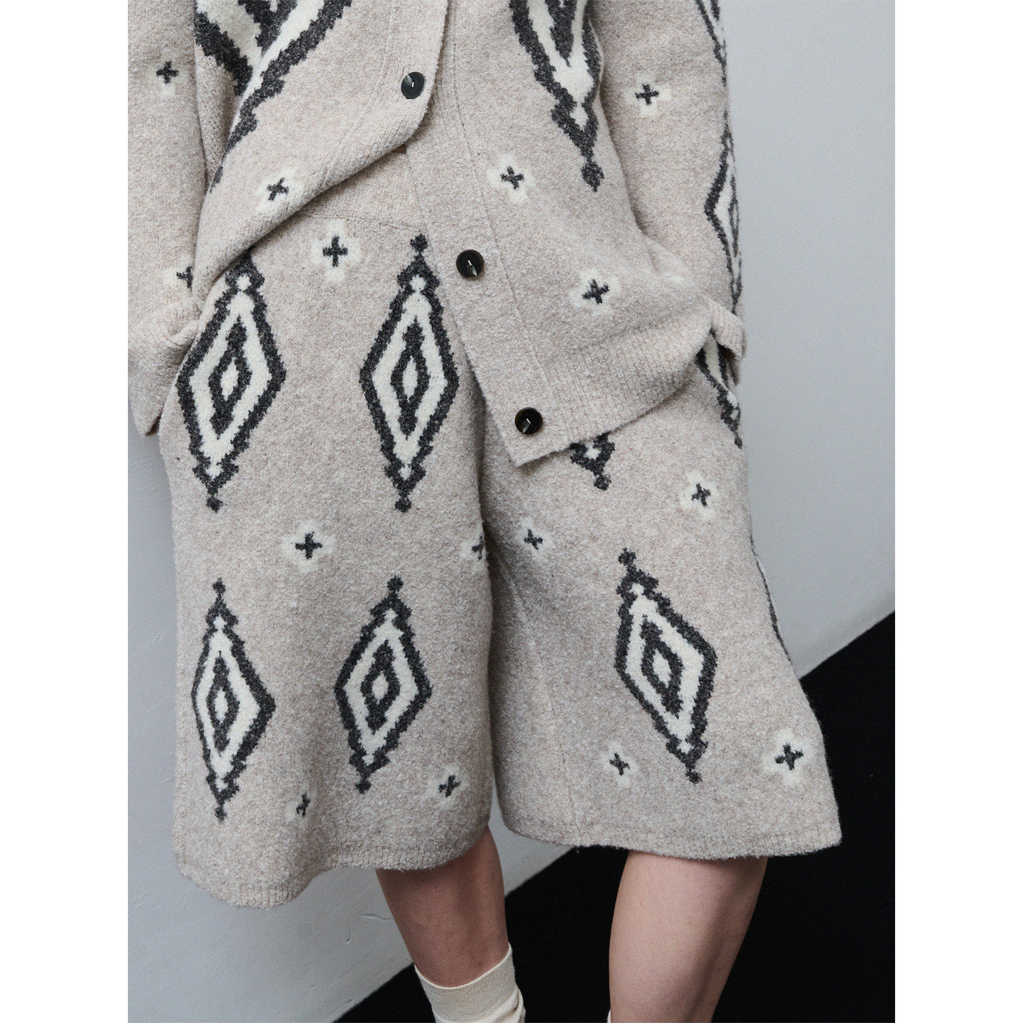 322WORKHOUSE羊毛针织短裤女士2025新款秋冬驼色五分休闲裤子B813,女装/女士精品,休闲裤,淘宝优惠券,粉丝福利购,淘宝优惠卷