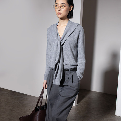 长袖v领简约羊绒衫开衫女