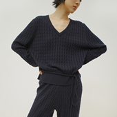 秋季 322WORKHOUSE羊毛v领针织衫 女2025新款 绞花毛衣系绳上衣B603