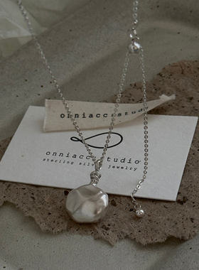 金属感锤纹酒瓶吊坠项链2025新款