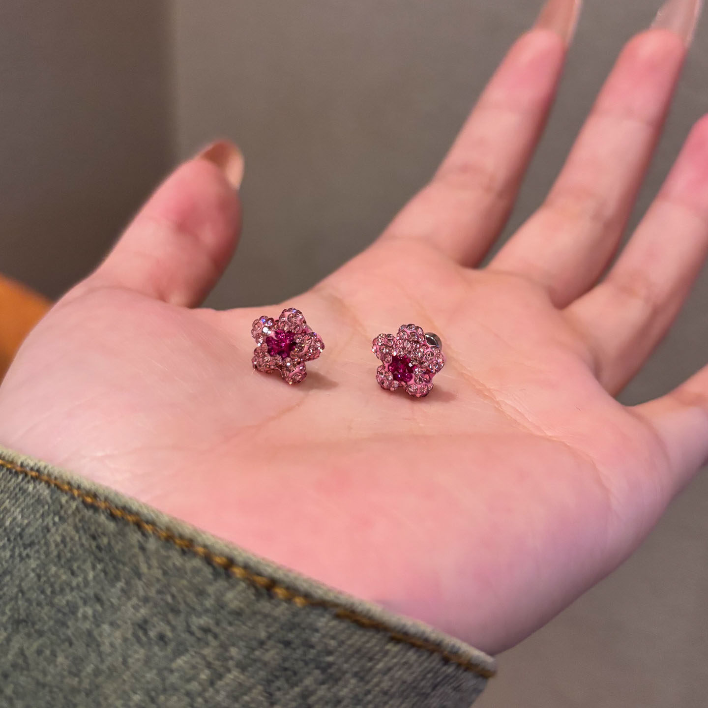 爆闪粉色小花花养耳洞耳钉女轻奢高级感睡觉免摘甜美少女风耳骨钉,饰品/流行首饰/时尚饰品新,耳钉,淘宝优惠券,粉丝福利购,淘宝优惠卷