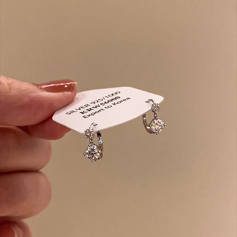 爆闪银色锆石耳扣2025年新款爆款