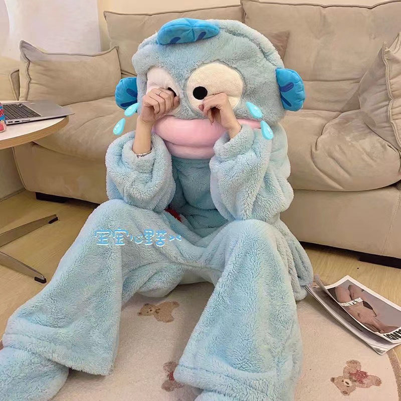可爱小丑鱼女士珊瑚绒连体睡衣