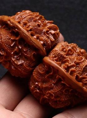 新品球纯手工刻核桃双龙戏珠狮子头核雕桃雕刻手手把件文玩收藏