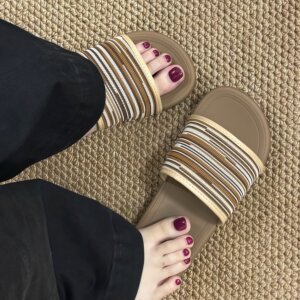 拖鞋女外穿夏季复古编织一字拖平底度假风海边沙滩拖鞋配裙子凉拖