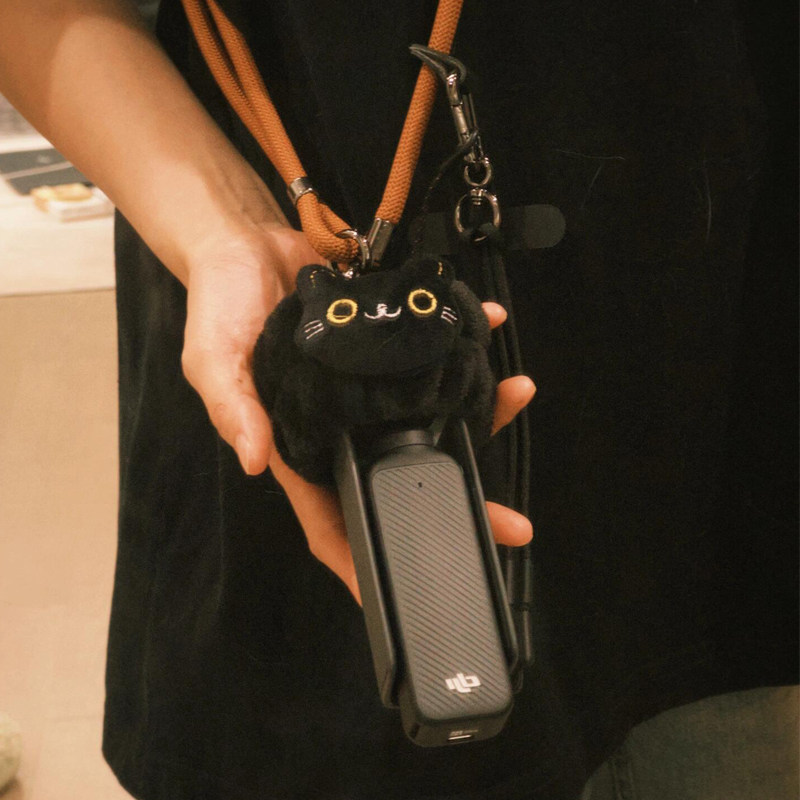 相机斜跨挂绳大疆pocket3镜头固定保护套卡通可爱防摔挂脖防丢绳