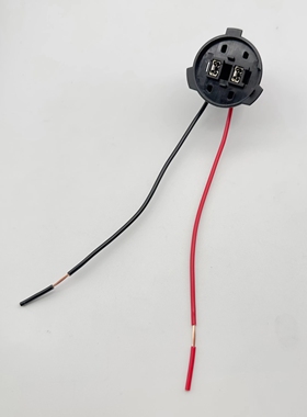 适配长安逸动欧尚凌轩CS35CS55CS75前大灯H7远光近光灯泡灯座插头