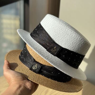 轻奢法式平顶小沿草帽女夏天海边拍照度假遮阳防晒赫本风平沿礼帽