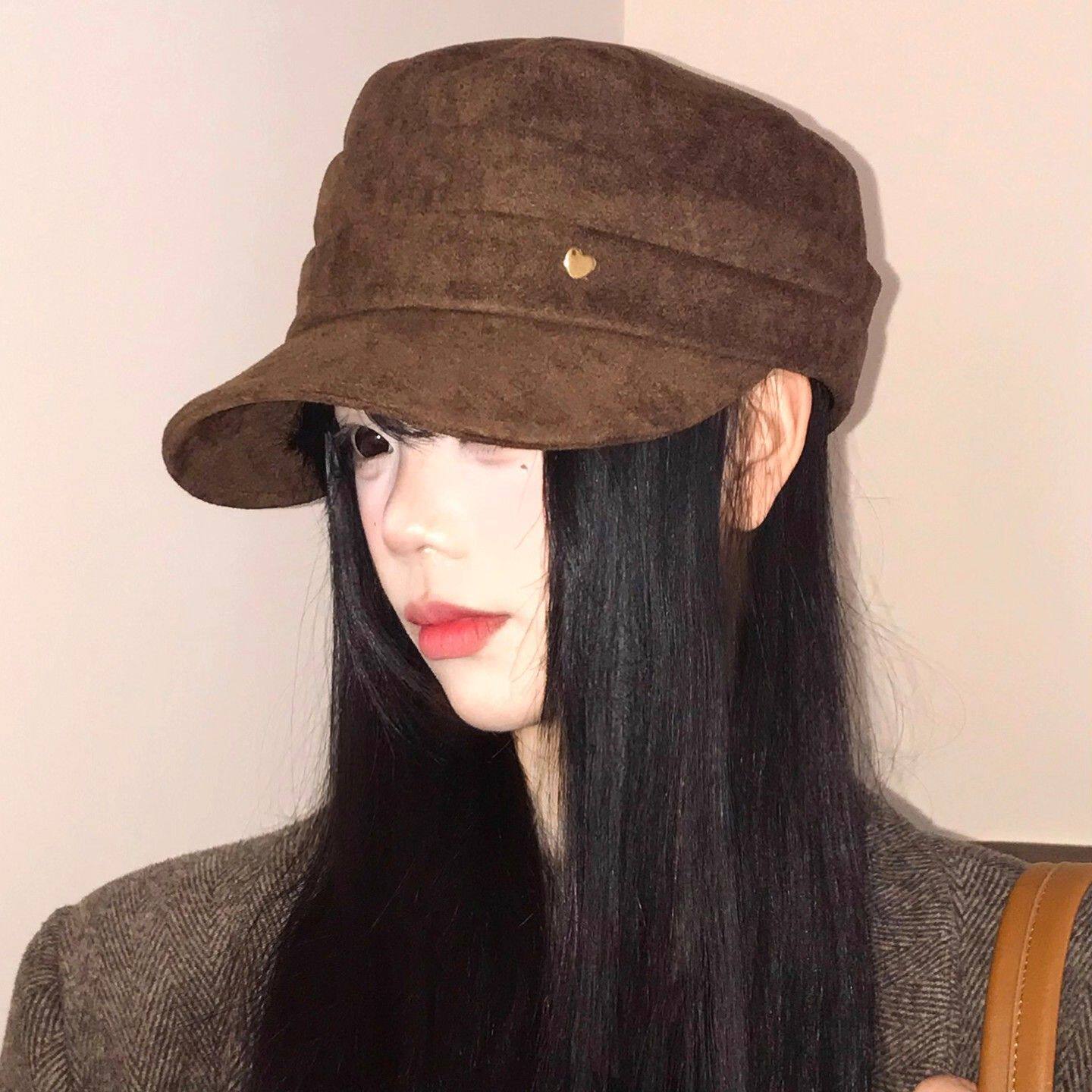 爱心麂皮绒褶皱马术平顶帽女秋冬日系复古贝雷帽显脸小报童画家帽