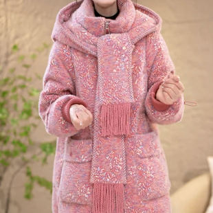 嘉兴平湖羽绒服女冬季2025新款今年流行爆款巨好看时尚保暖外套