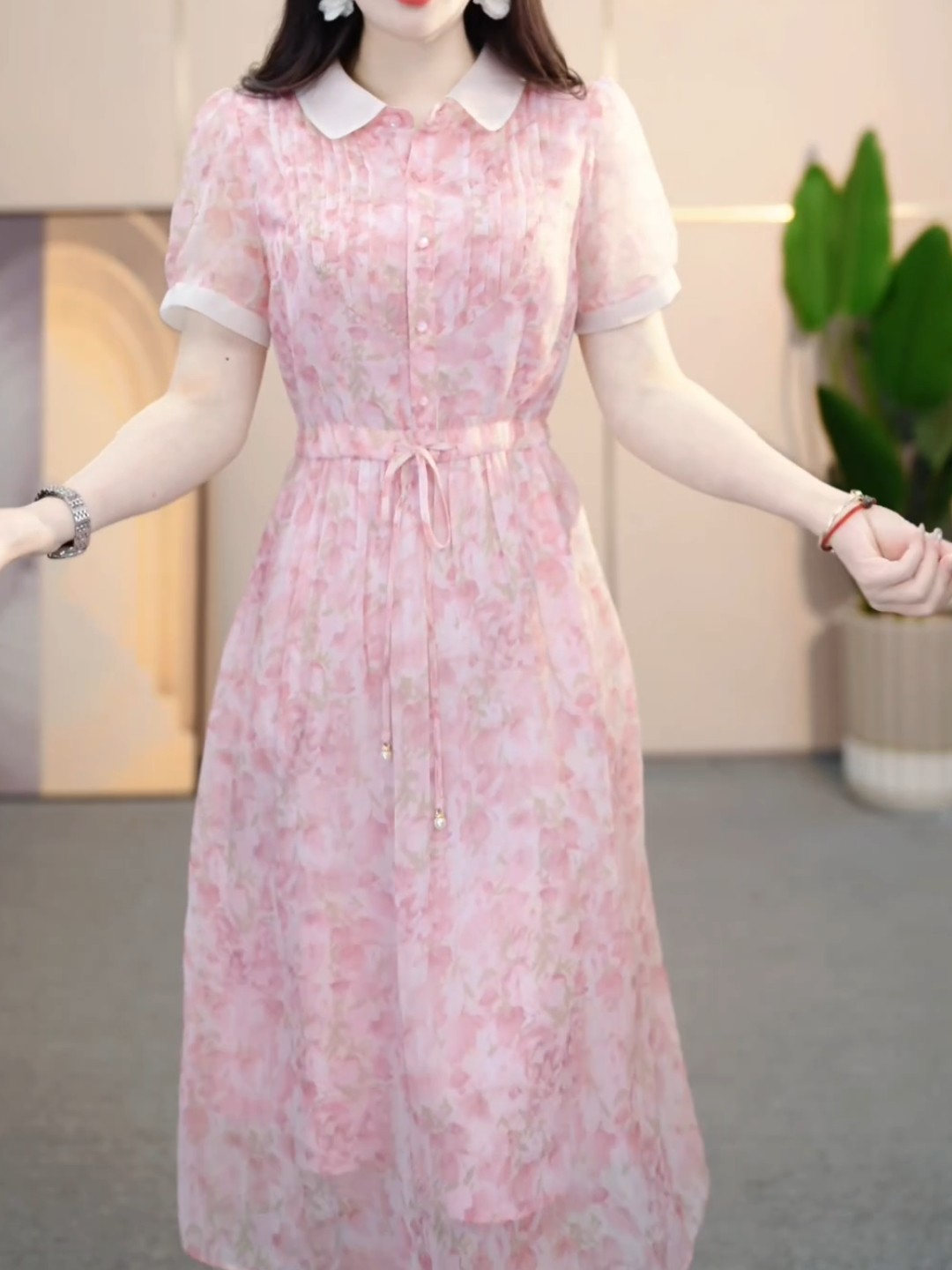 碎花连衣裙2025新款女夏季十三行爆款高级感气质名媛法式雪纺裙子,女装/女士精品,连衣裙,淘宝优惠券,粉丝福利购,淘宝优惠卷