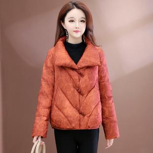 平湖新中式羽绒服女款2025新款九江巨好看小个子短款妈妈冬装外套