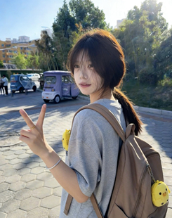 新款 美式 复古刺绣字母短袖 t恤女夏季 情侣上衣 珍珠小众设计感半袖
