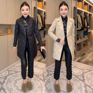时尚菱格棉服女2025冬季显瘦设计感减龄中长款西装领保暖棉衣外套