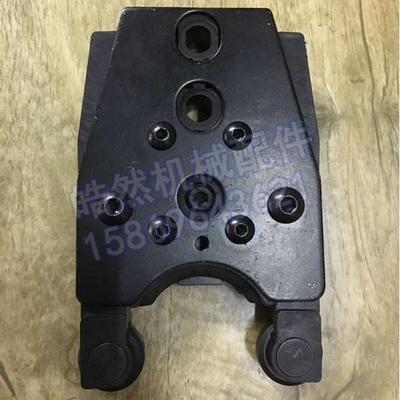 BT30转攻机刀夹分体式伞型刀库刀夹加工中心数控机床刀爪卡爪