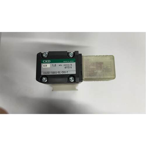 CKD电磁阀CXU30-FAB4U-8L-2HS-1全新原装AC100V秒发货